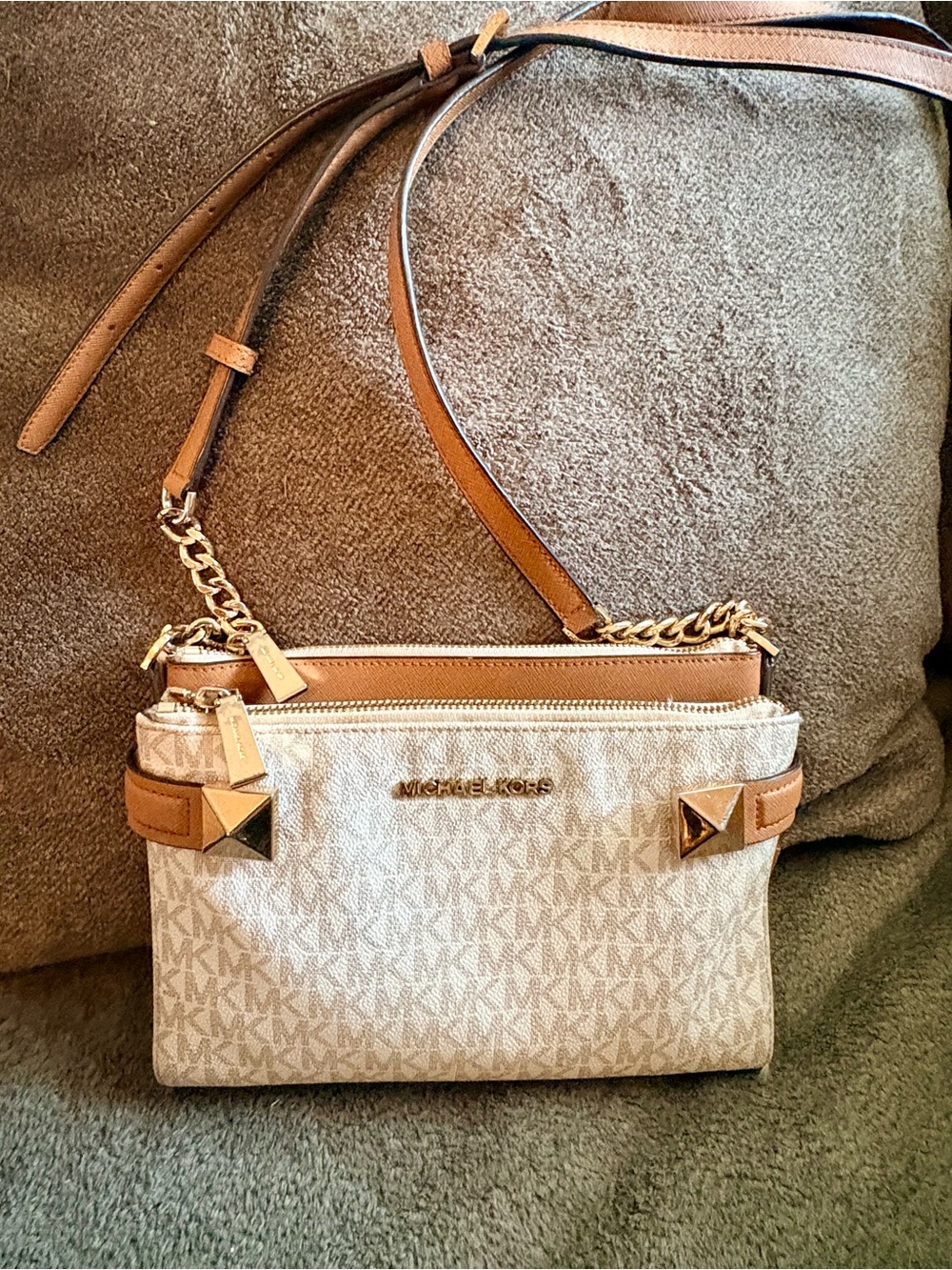 Michael Kors Vanilla Signature Chain Crossbody Tan Gold